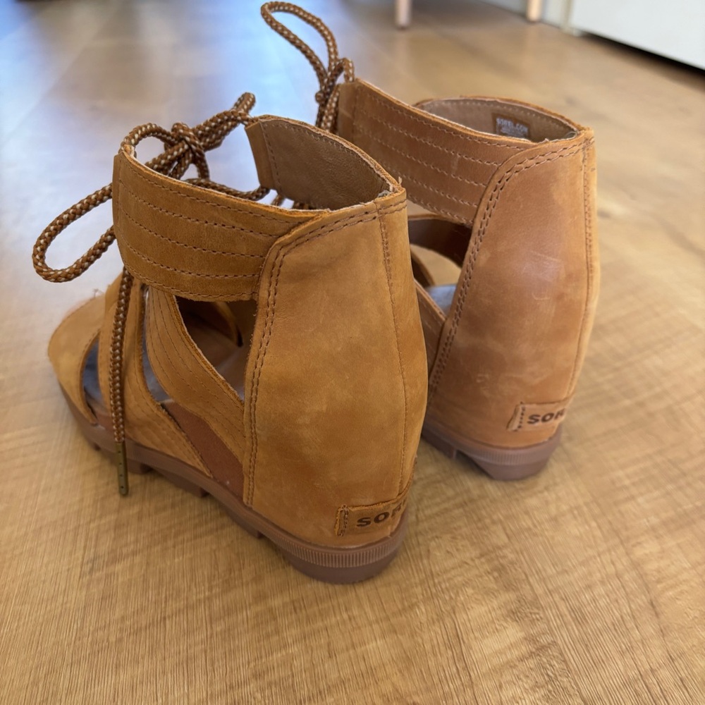 SOREL Joanie II Wedge Lace Sandals - Picture 4 of 5